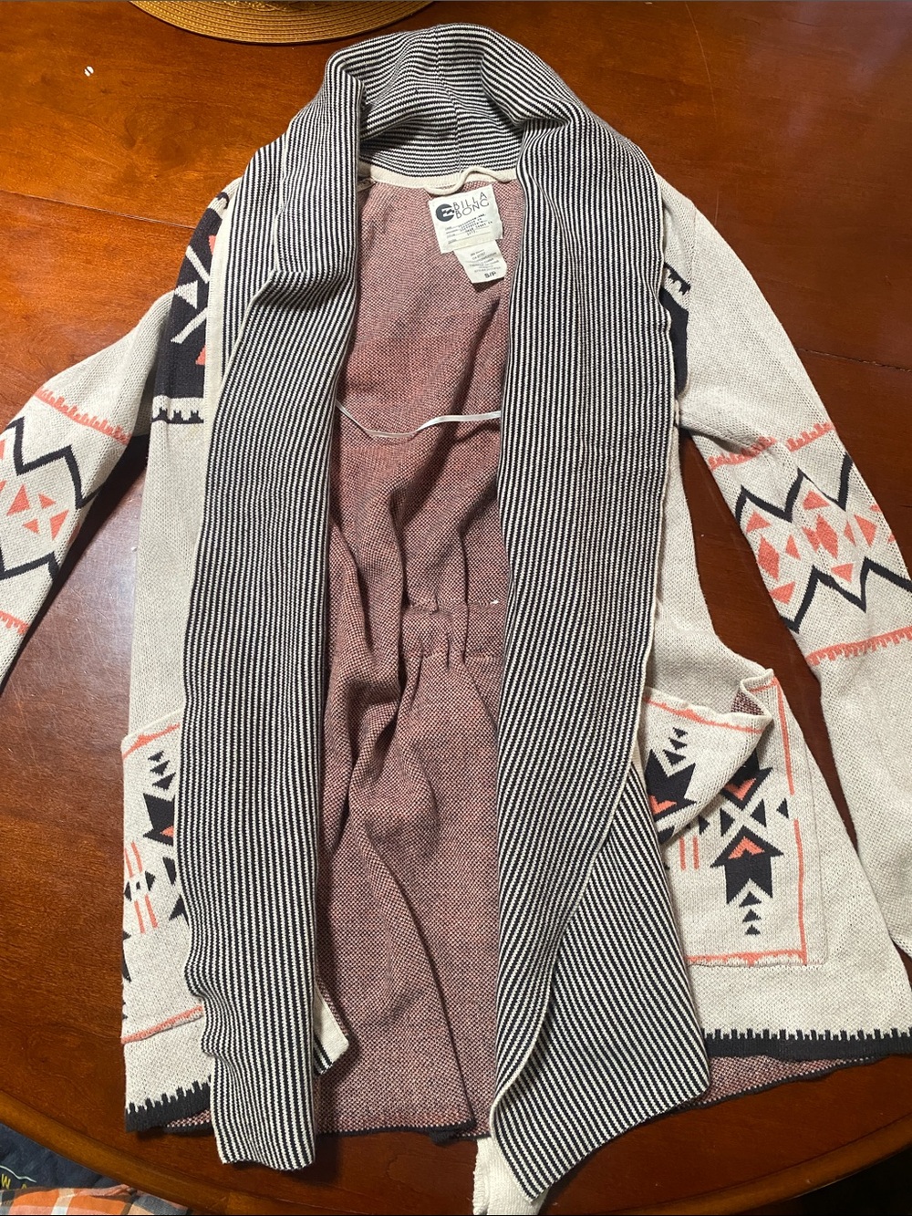 Billabong Cardigan 🌊